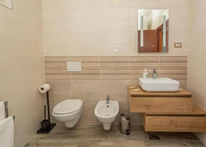 Apartament 2 Bedroom Awesome In Omišalj