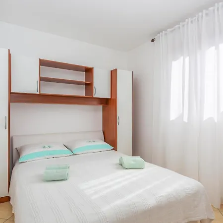 2 Bedroom Beautiful In