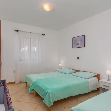 2 Bedroom Beautiful In Apartment